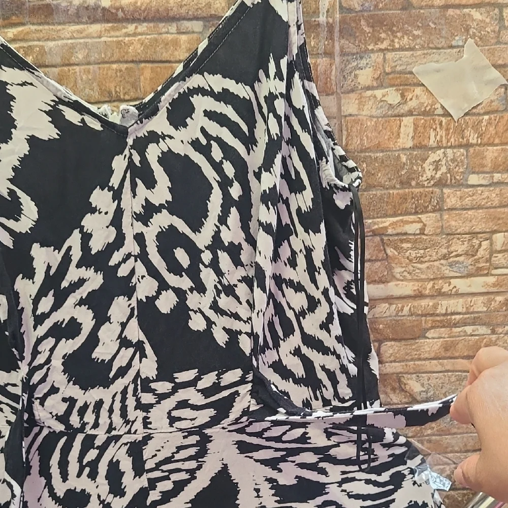 1. State Black and White Jumpsuit with Paisley Floral Print - Picture 6 of 12